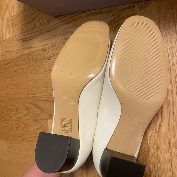 NWT NIB Everlane The Day Heel in Narrow Fit - Bone - Picture 9 of 10
